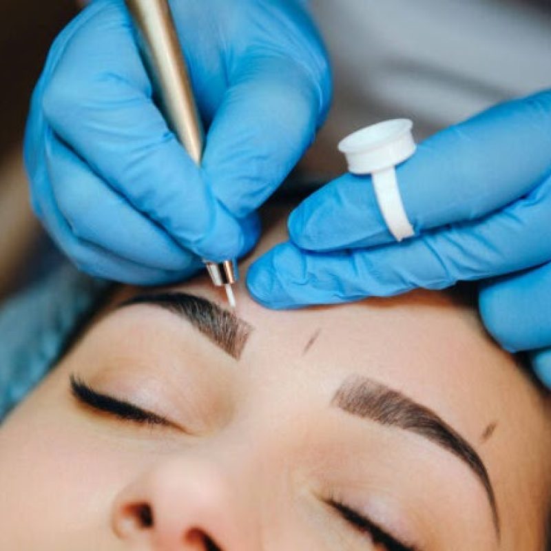 microblading-microblading-la-pigmentacion-semipermanente-de-cejas-e1661012517800